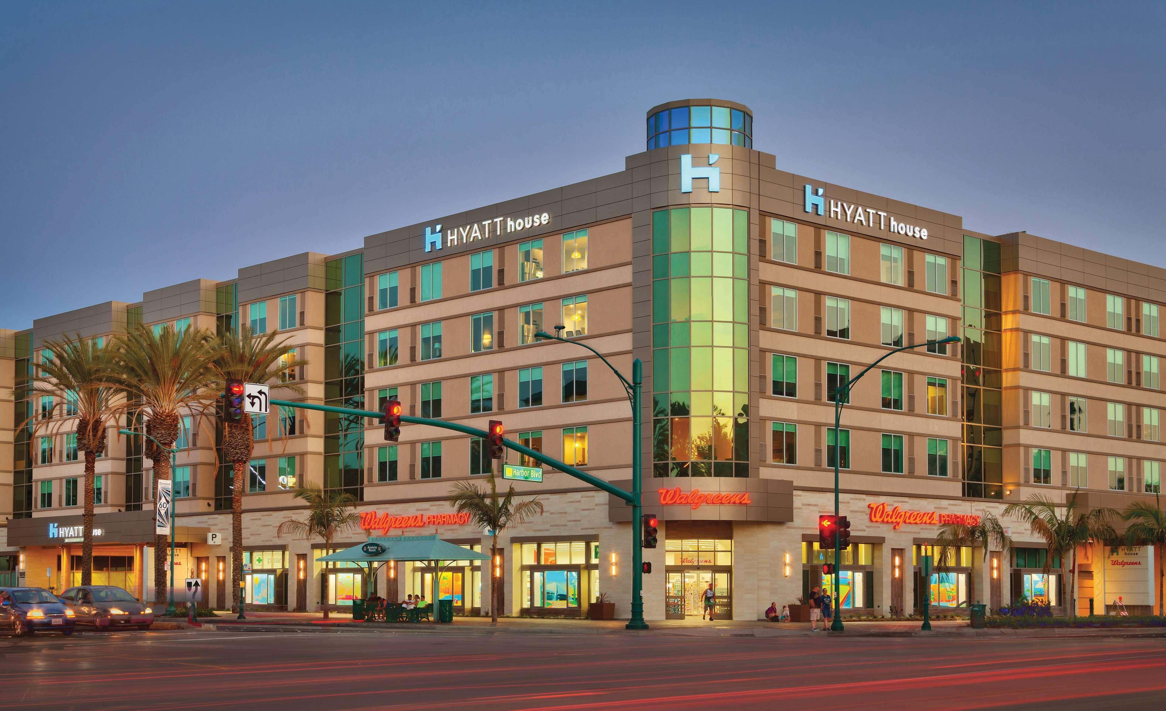 Hyatt House At Anaheim Resort/Convention Center Dış mekan fotoğraf