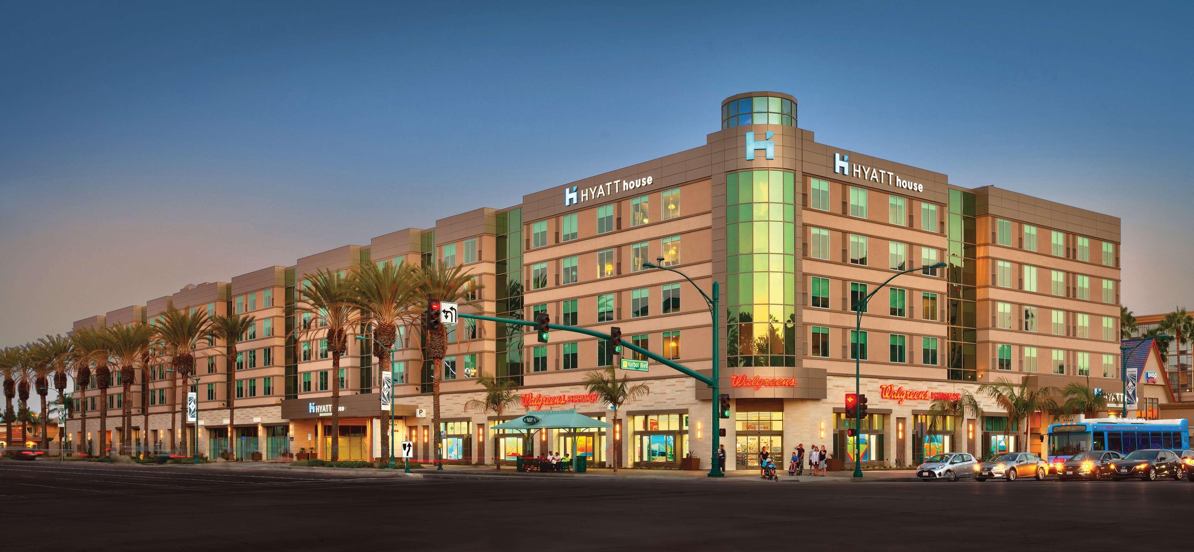 Hyatt House At Anaheim Resort/Convention Center Dış mekan fotoğraf