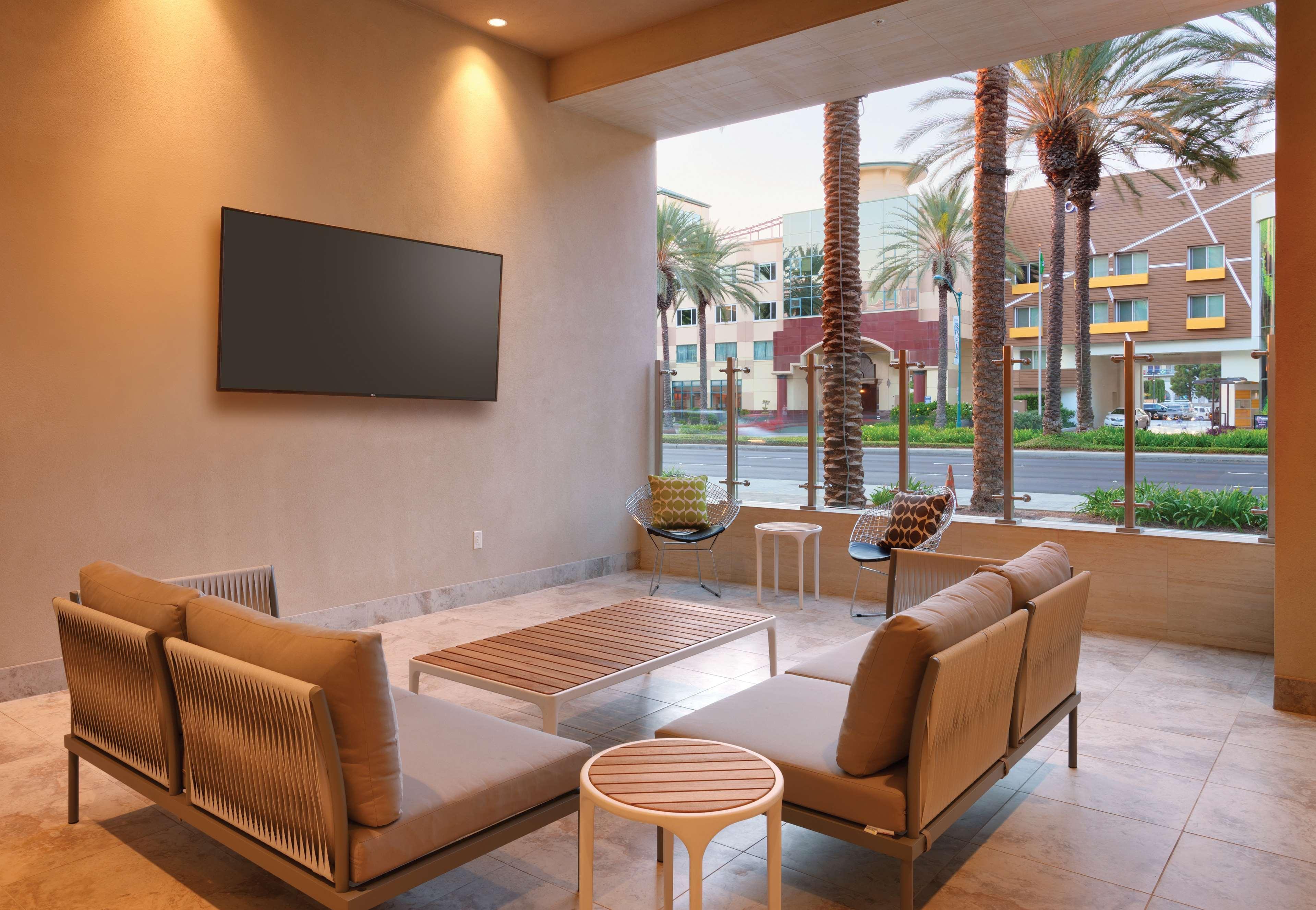 Hyatt House At Anaheim Resort/Convention Center Dış mekan fotoğraf