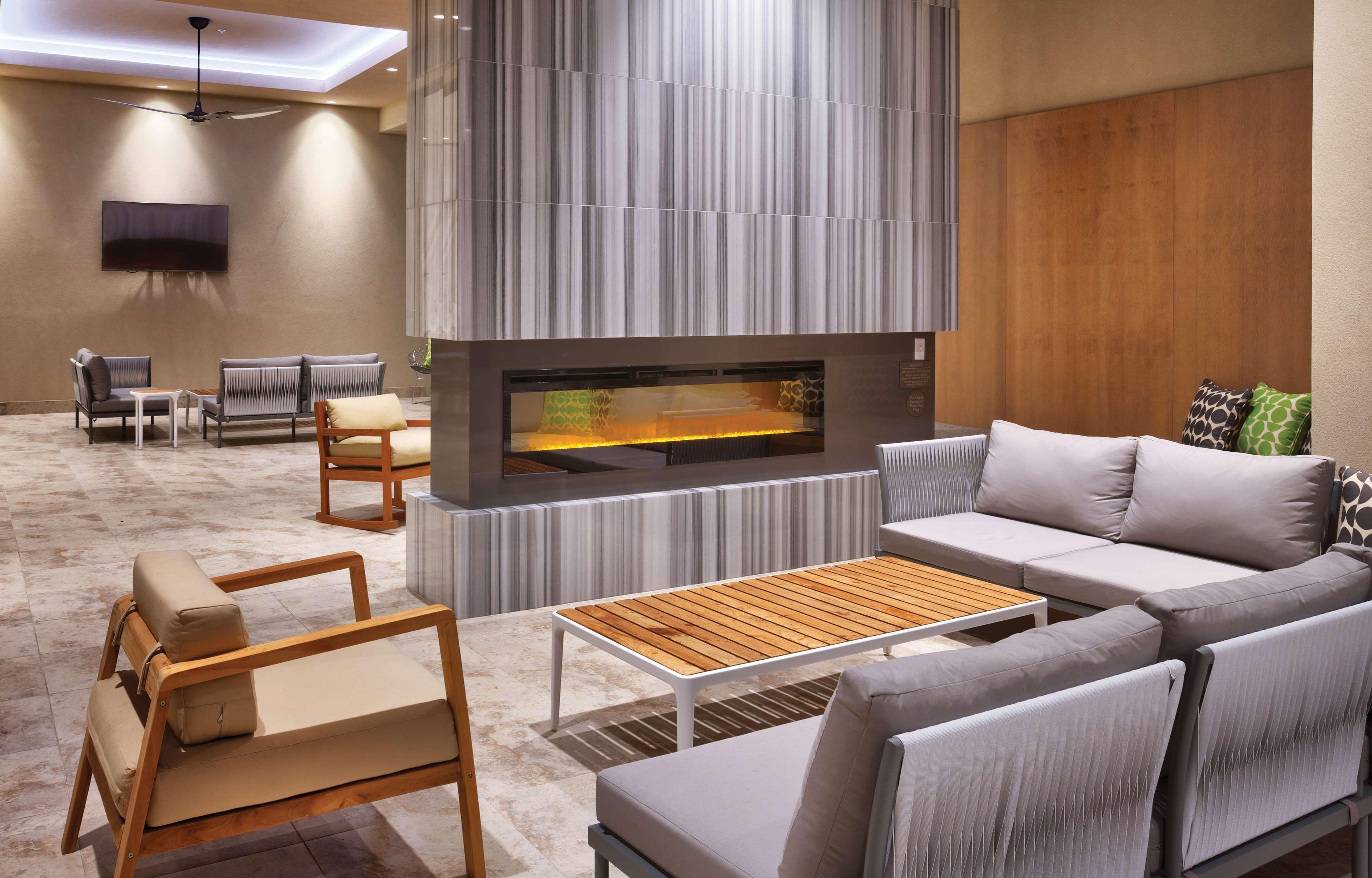 Hyatt House At Anaheim Resort/Convention Center Dış mekan fotoğraf