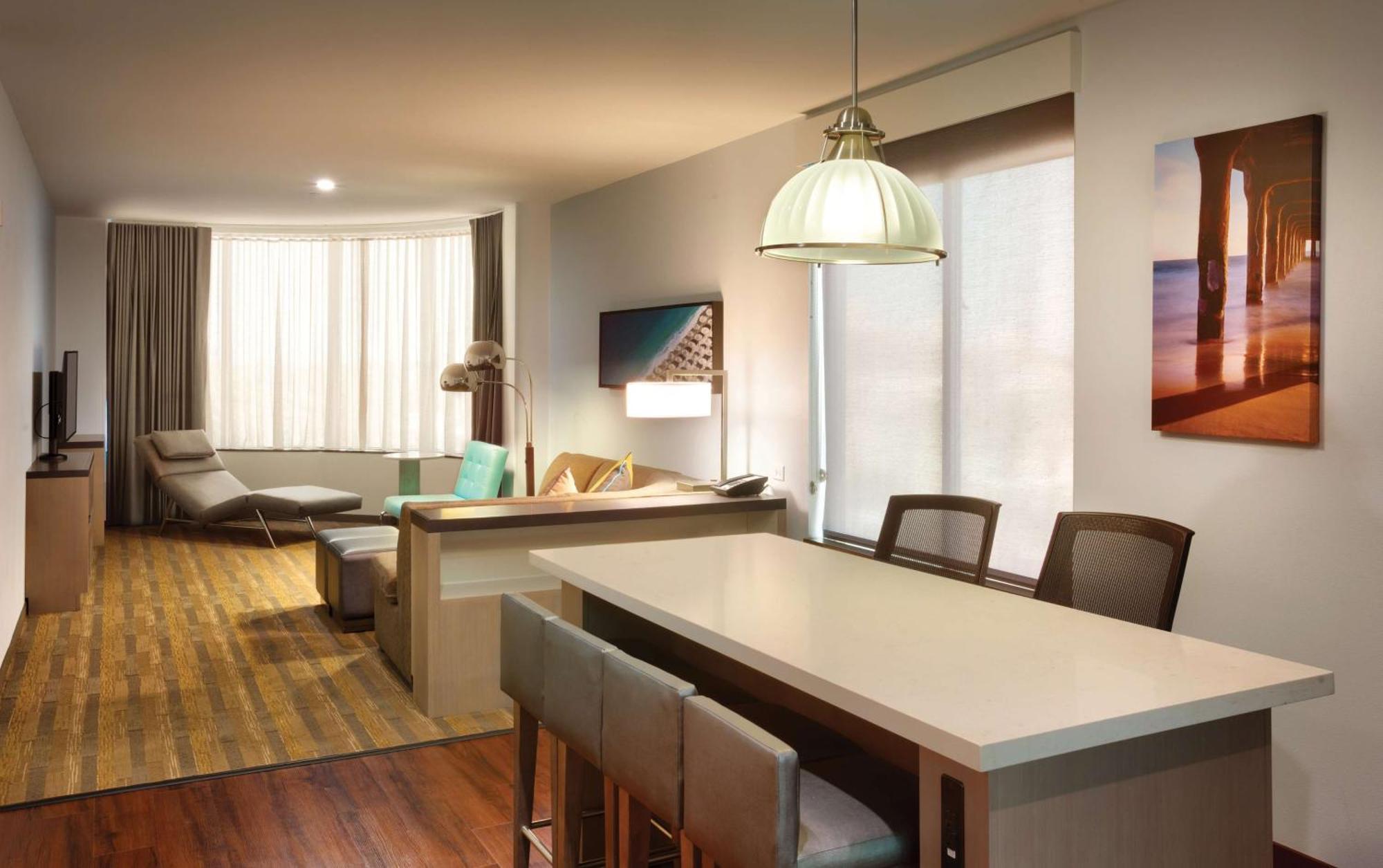 Hyatt House At Anaheim Resort/Convention Center Dış mekan fotoğraf